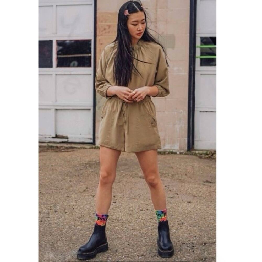 Urban Outfitters UO Dylan Safari Zip-Front Romper size Small